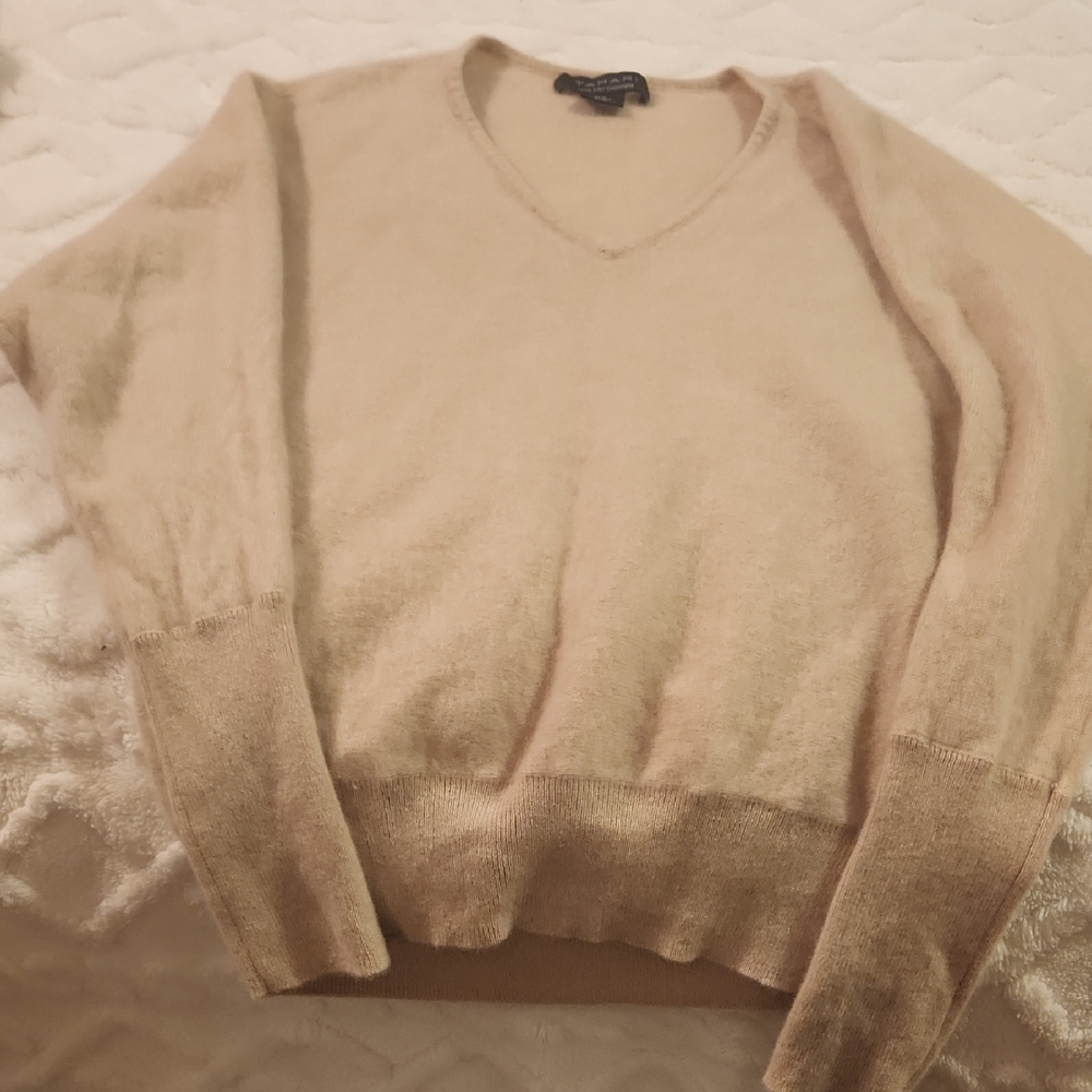 Tahari Cashmere Sweater in Beige